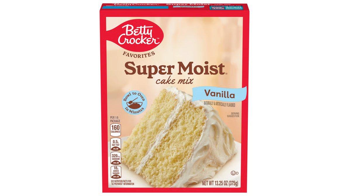Betty Crocker Super Moist Vanilla Cake Mix (13.25 oz) - Image 2