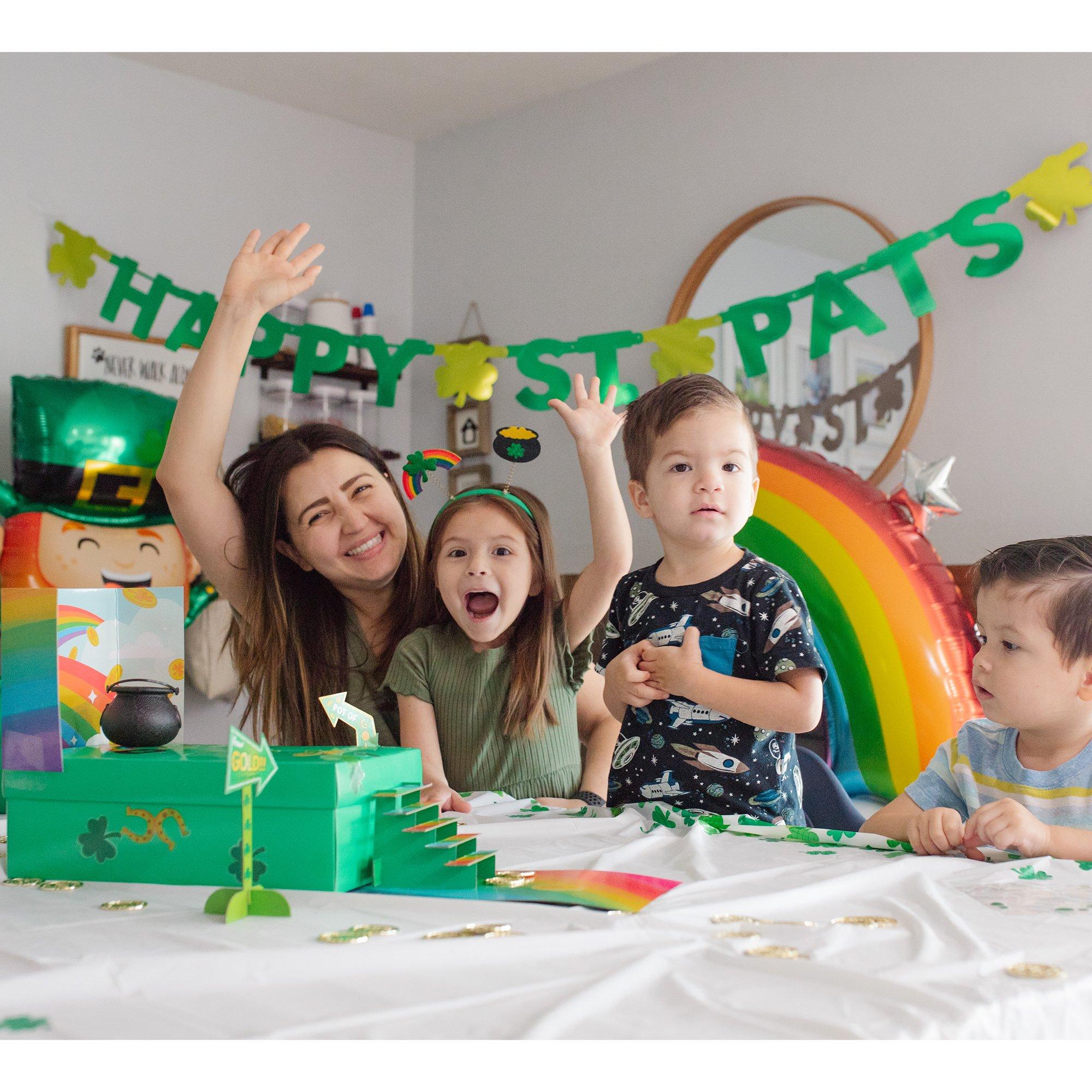 St. Patrick's Day Cardstock & Plastic Leprechaun Trap Kit. 20pc - Image 3