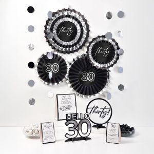 Thirty! Birthday Room Decorating Kit. 13pc