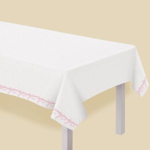 Tie the Knot Airlaid Tablecover. 54in x 102in