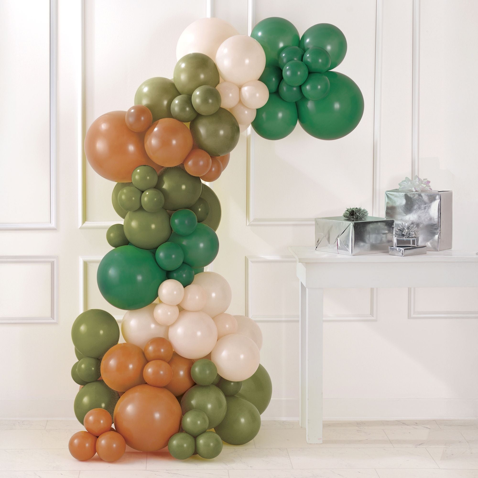 Air-Filled Latex Balloons Garland Natural. 90pc